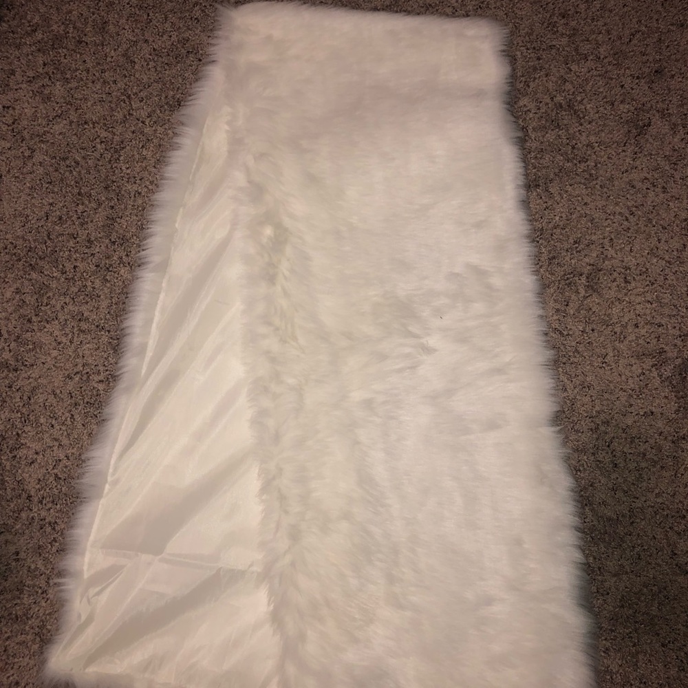 Faux fur shawl